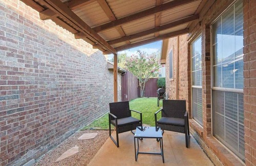 Lewisville House | Cozy 3 BR close to DFW, Lake Lewisville, Grapevine