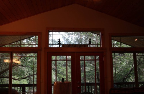 Lewiston Cabin | Cozy 3 Story Cabin - Near River and Lake