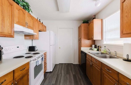 Oak Point House | Cozy 3BR Family Home with Large Yard, Sleeps 7