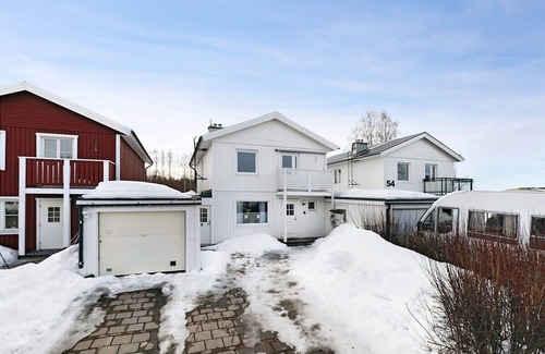 Ojebyn House | Cozy 3BR home by river & Piteå center