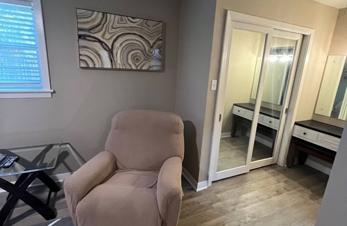 Pine Bluff House | Cozy 3BR Home w/Modern Touches