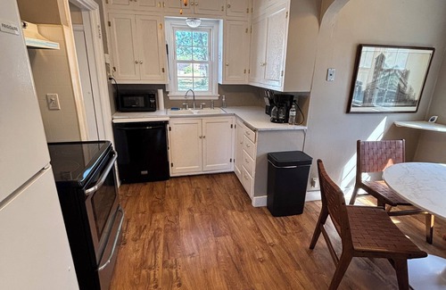 Sioux City House | Cozy 4-bed 2-bath in Sioux City: Perfect for families or co-workers