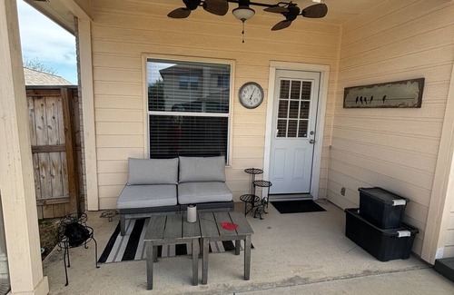 San Antonio House | Cozy 4-bedroom house in delightful San Antonio with AC, WiFi