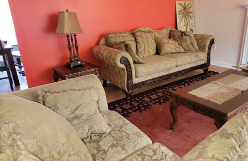 Greensboro House | Cozy 4-bedroom house with AC and WiFi near downtown Greensboro