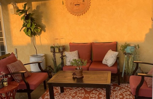Carlton Hills House | Cozy 4 Bedroom house with Jacuzzi and Pool