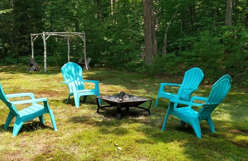 West Ossipee House | Cozy 4 season waterfront cottage in the white mountains on the bearcamp river!