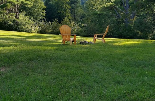 West Ossipee House | Cozy 4 season waterfront cottage in the white mountains on the bearcamp river!