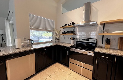 Port Saint Lucie Villa | Cozy 4BR Home w/Solar heated Pool, BBQ, & Bonfire