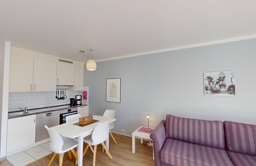 Neustadt in Holstein Apartment | Cozy 50 m² vacation apartment for 4 people and dog, with balcony and parking space.