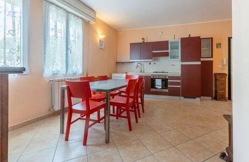 Lido degli Estensi Apartment | Cozy 60 sqm apartment with balcony, which can comfortably accommodate up to 4 people, located on the second floor (with lift NOT suitable for disabled people) of a renovated modern building. The property enjoys a privileged position in "Lido degli Estens
