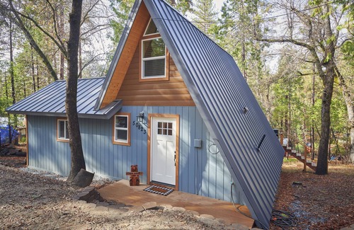 Bouvet Island House | Cozy A-Frame - Truly Woodsy -Outdoor Dine on Deck