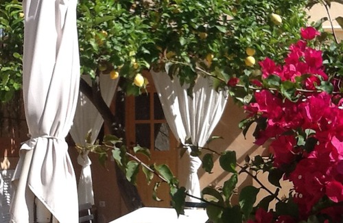 Estellencs Apartment | Cozy accommodation with garden in the quiet village of Estellencs