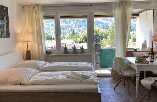 Grossdorf Apartment | Cozy alpine chic with a view of the lake in Eibele/Oberstaufen/Allgäu