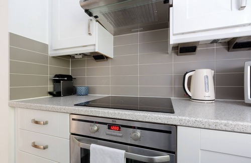 Brompton & Hans Town House | Cozy and bright 1 bed apartment in Knightsbridge