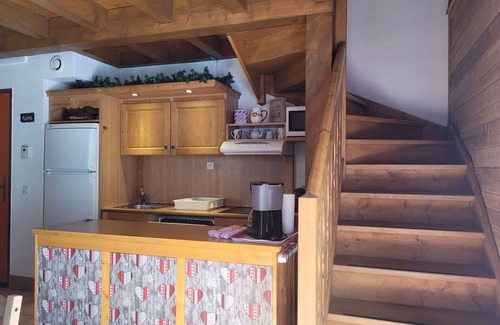 Pra Loup Ski Chalet | Cozy and Charming Half-Chalet for 6 with South-Facing Terrace