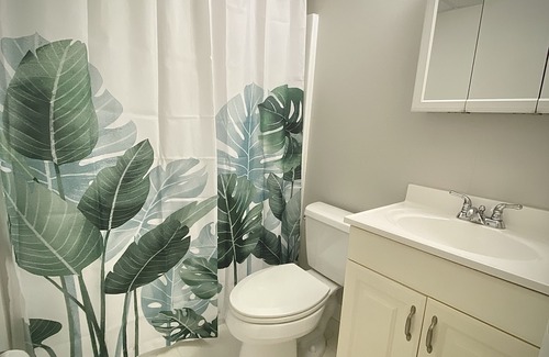 North Ocean City Condo | Cozy and Clean 1BR/1BA condo with ocean views and just a few steps to the beach!
