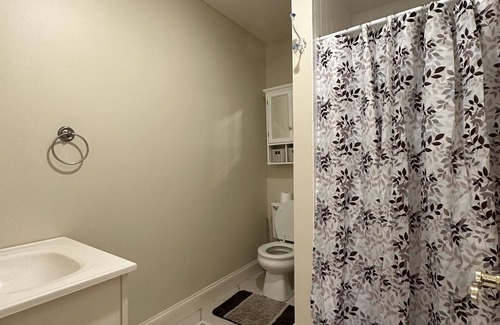 Sandersville Apartment | Cozy and Clean Guest House with Lake Access