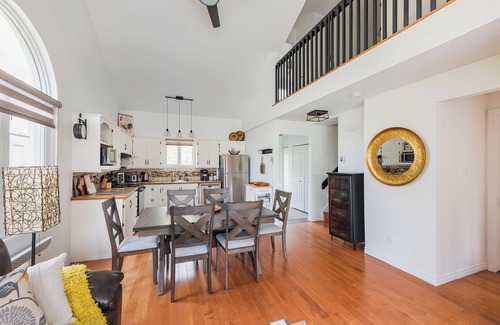 Magog Condo | Cozy and close to beach ,3 bedroom condo in Magog