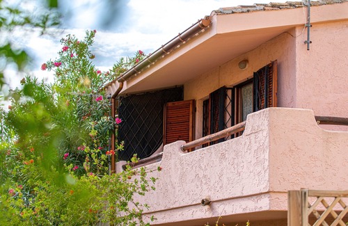 Villasimius Villa | COZY AND COMFORTABLE VILLASIMIUS HOLIDAY HOUSE
