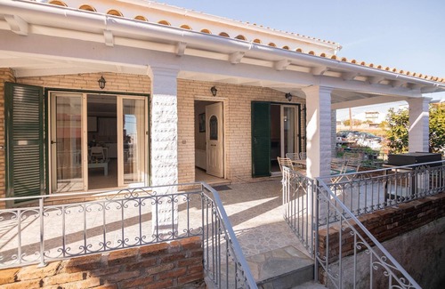 Alepou Apartment | Cozy and convenient two-bedroom apartment city getaway in Corfu