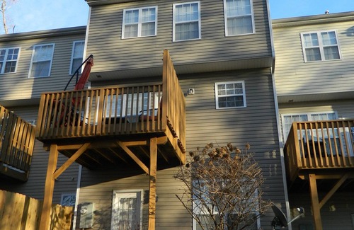 Greensboro House | Cozy and Convenient Furnished Townhome w/view