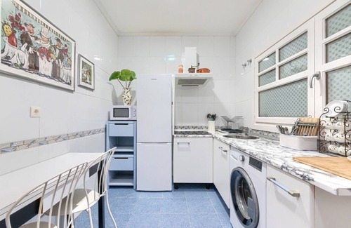 Iralabarri Apartment | Cozy and Elegant Apartment in Irala