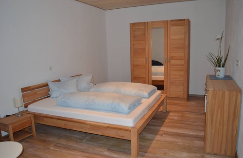 Nordheim a. Main Apartment | Cozy and ground-floor vacation apartment for 6 people (100 sqm)