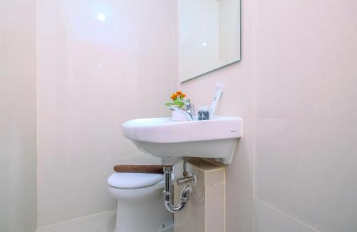 Depok Apartment | Cozy and Homey Studio Room Transpark Cibubur Apartment By Travelio