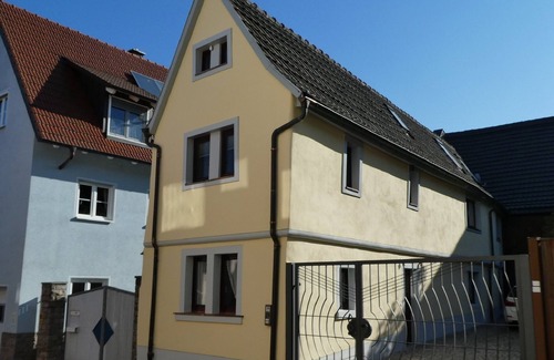 Zellingen Apartment | Cozy and lovingly restored vacation home (80 sqm) on the Main River