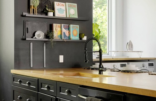 Augusta House | Cozy and Modern Augusta Hideaway Near Wineries and Katy Trail