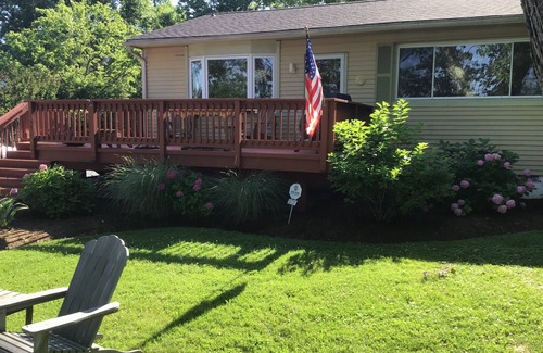 Cape Anne House | Cozy and modern Bayfront home with.large kitchen, private pier and hispeed WiFi