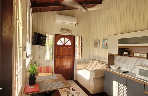 Bridgetown House | Cozy and peaceful villa bordering St. Michael and Christ