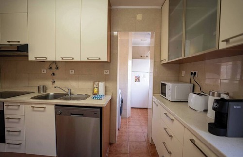 Olivais Apartment | Cozy and Quiet 3-Bedroom Flat
