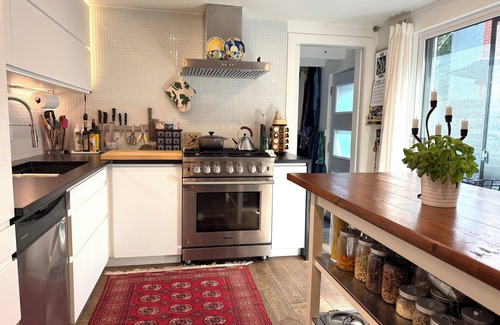 Saint Henri Apartment | Cozy and quiet, in the heart of St Henri