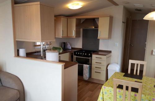 Hamworthy Apartment | Cozy and relaxing with stunning sea views