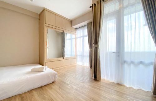 Cikarang Apartment | Cozy and Simple Big Studio Vasanta Innopark Apartment By Travelio