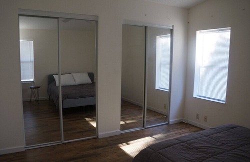Taylor Creek House | Cozy and spacious one 1/1 with Living Room space fully furnished.