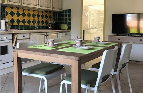St.-Remy-de-Provence Apartment | Cozy apartment in secure residence