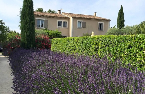 St.-Remy-de-Provence Apartment | Cozy apartment in secure residence