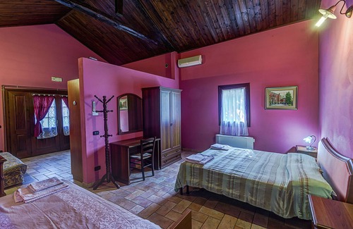 Pontecchio Polesine Other | Cozy apartment in a farmhouse in Veneto with shared swimming pool