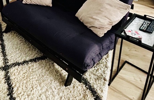 Vernay Apartment | Cozy apartment next to the "Voie Verte" Caluire ( pet-friendly!)