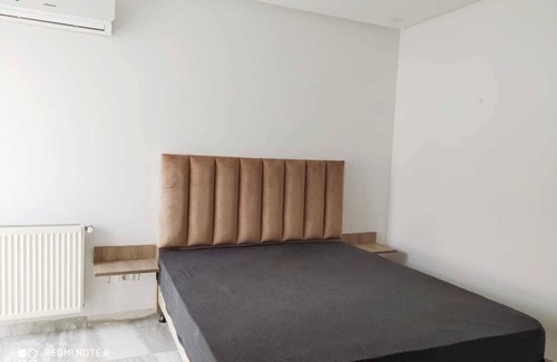 Kheredine Apartment | Cozy Apartment (1 min walk from the beach)