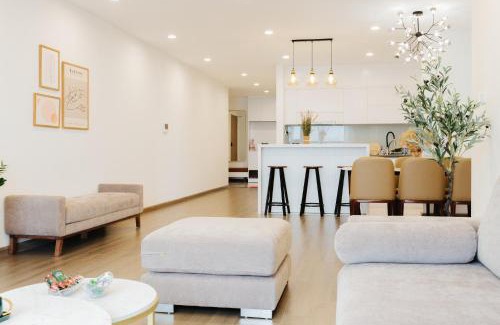 Dich Vong Apartment | Cozy Apartment#3BRS#centre of Hanoi/panorama view