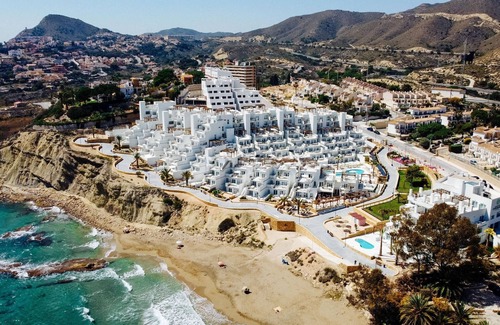 Coveta Fuma Apartment | Cozy apartment by the sea beach