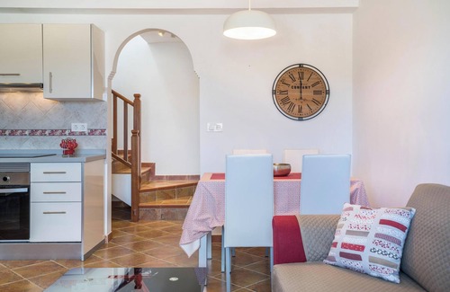Caleta de Sebo Apartment | Cozy Apartment “Cuesta del Salado I” close to the Beach with Mountain View