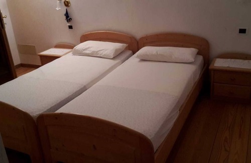 Mezzano Apartment | Cozy Apartment "Casa Doltra" with Mountain View & Garden