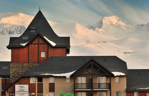 Peyragudes Apartment | Cozy Apartment for 6 with Balcony, Near Slopes and Free Pool Access in Peyragudes