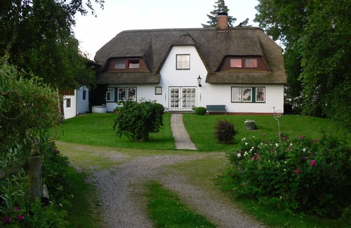 Poppenbull Apartment | cozy apartment in a thatched house in a rural idyll