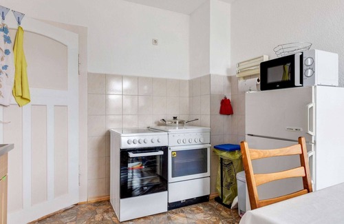 Altenfeld Apartment | Cozy Apartment in Altenfeld with Garden