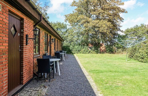 Sandvig Apartment | Cozy apartment in Allinge with WiFi